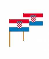 4x stuks luxe landen zwaaivlag kroatie 30 x 45 cm