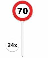 Cocktail prikkers voor 70e verjaardag 24 stuks